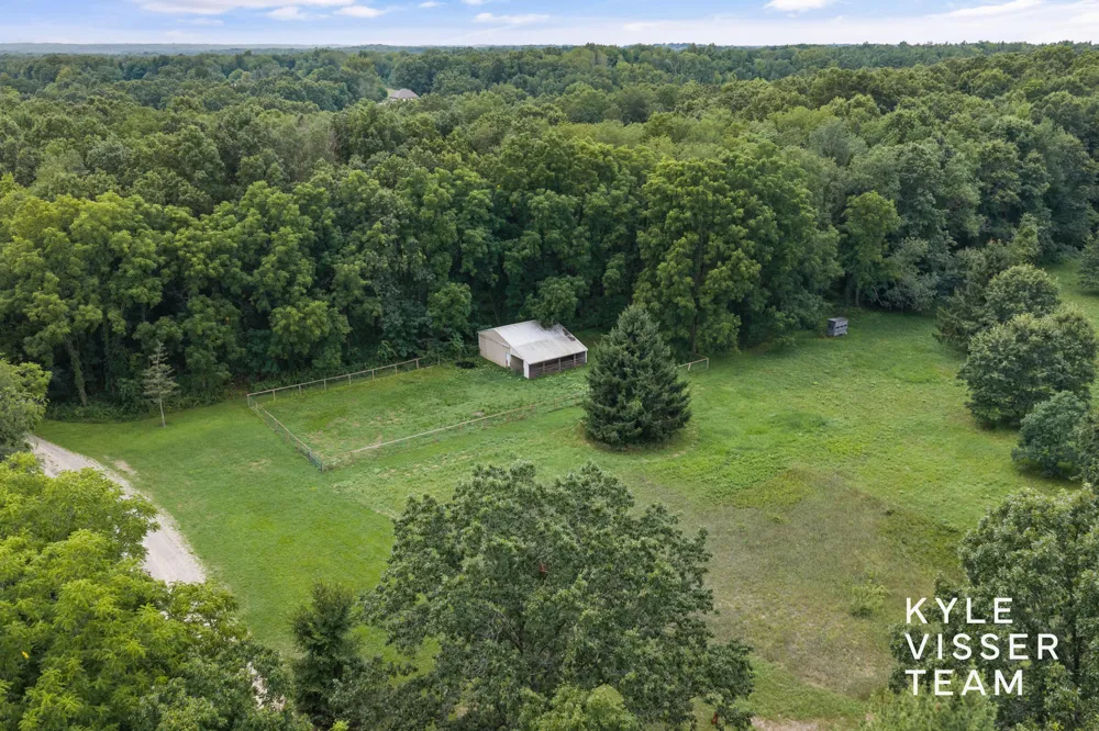 590 Talisman Drive NE Vergennes Township, MI 49331