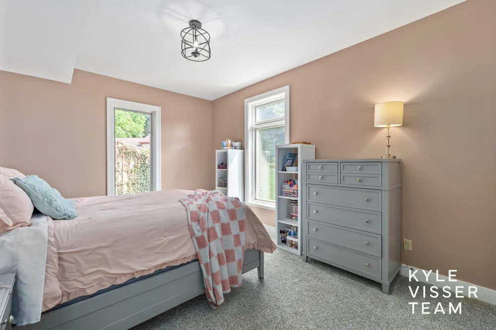 590 Talisman Drive NE Vergennes Township, MI 49331