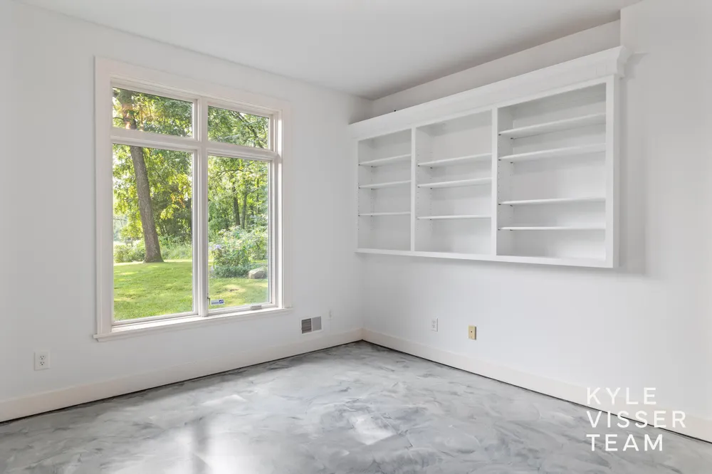 590 Talisman Drive NE Vergennes Township, MI 49331