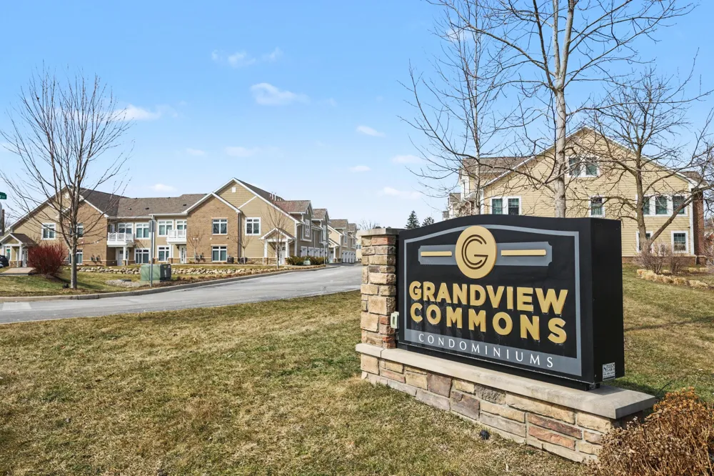 624 Boardwalk Lane Dexter City, MI 48130