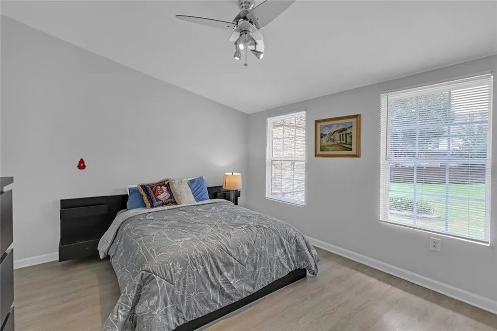 569 Garner Way NW Lilburn, GA 30047