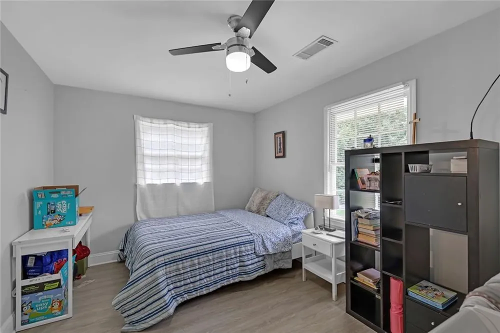 569 Garner Way NW Lilburn, GA 30047