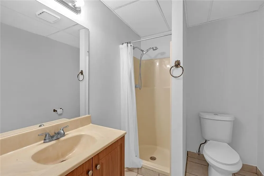 569 Garner Way NW Lilburn, GA 30047