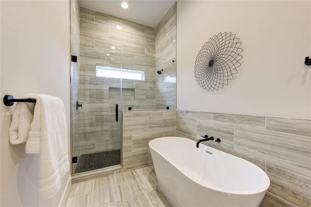 4706 Rawley Houston, TX 77020