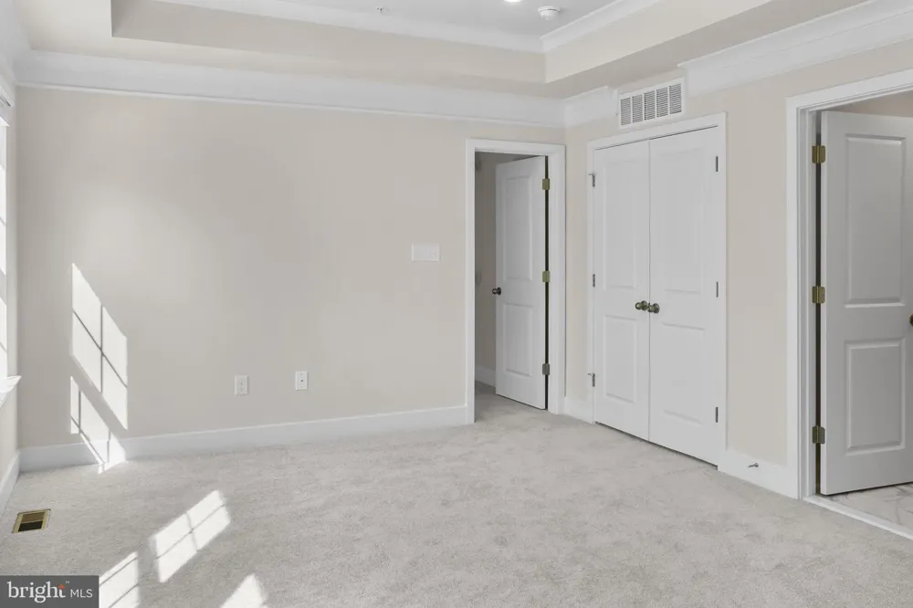 1731 WATER CROSSING RD Baltimore, MD 21208