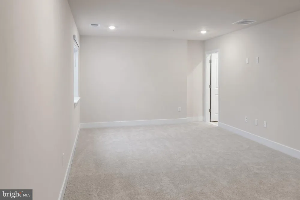 1731 WATER CROSSING RD Baltimore, MD 21208