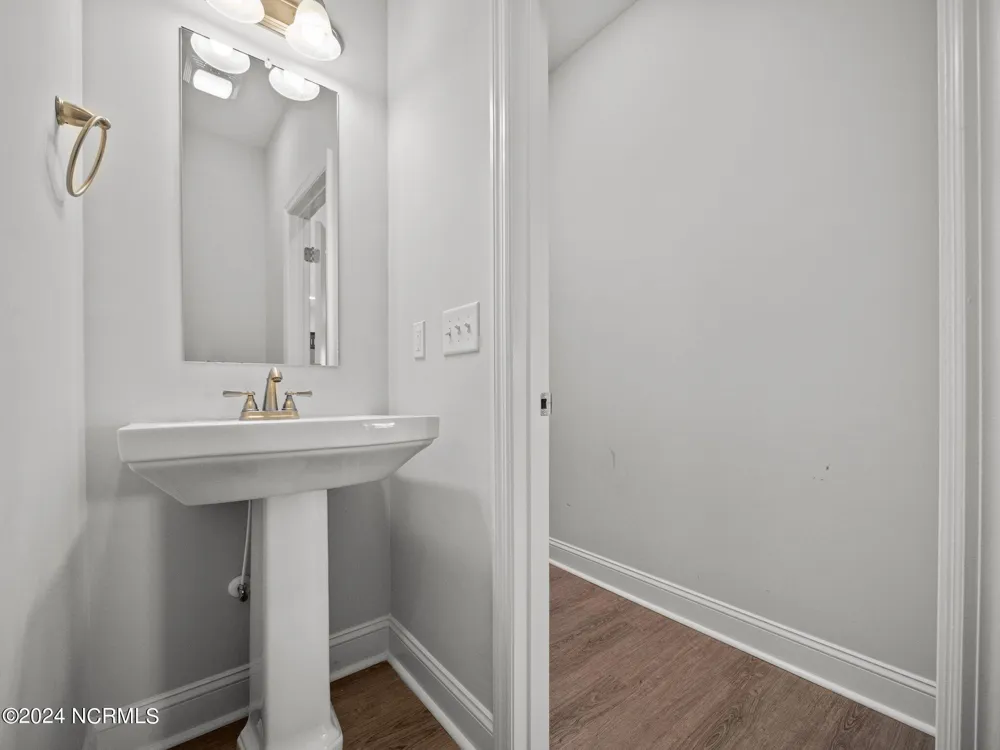 516 Poults Drive Richlands, NC 28574