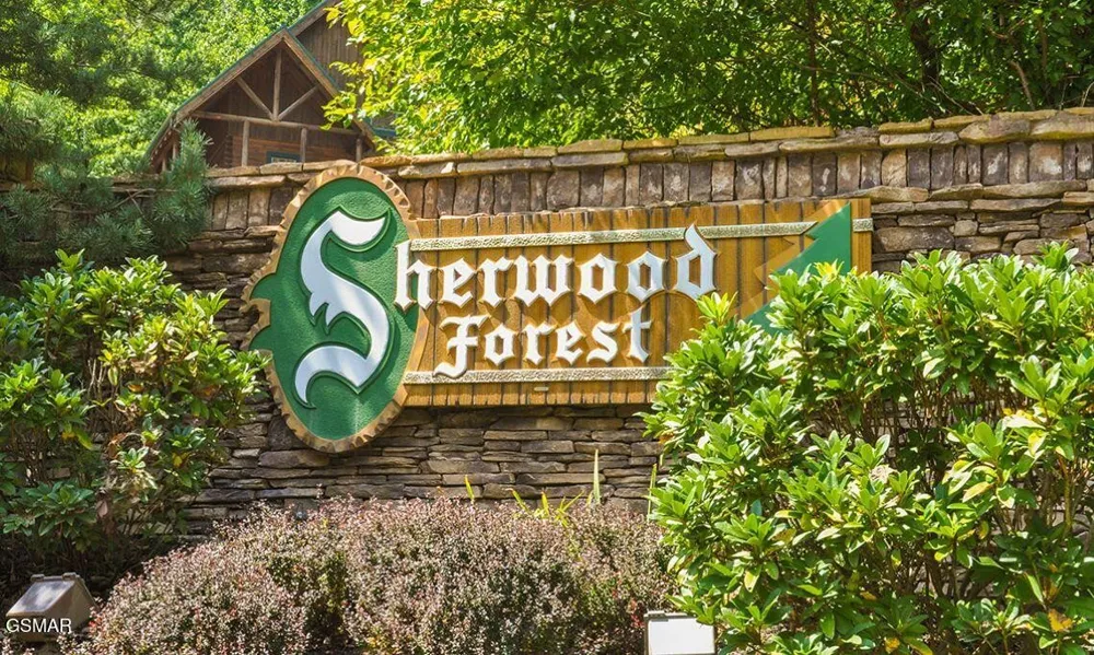 4326 Forest Ridge Way Pigeon Forge, TN 37863