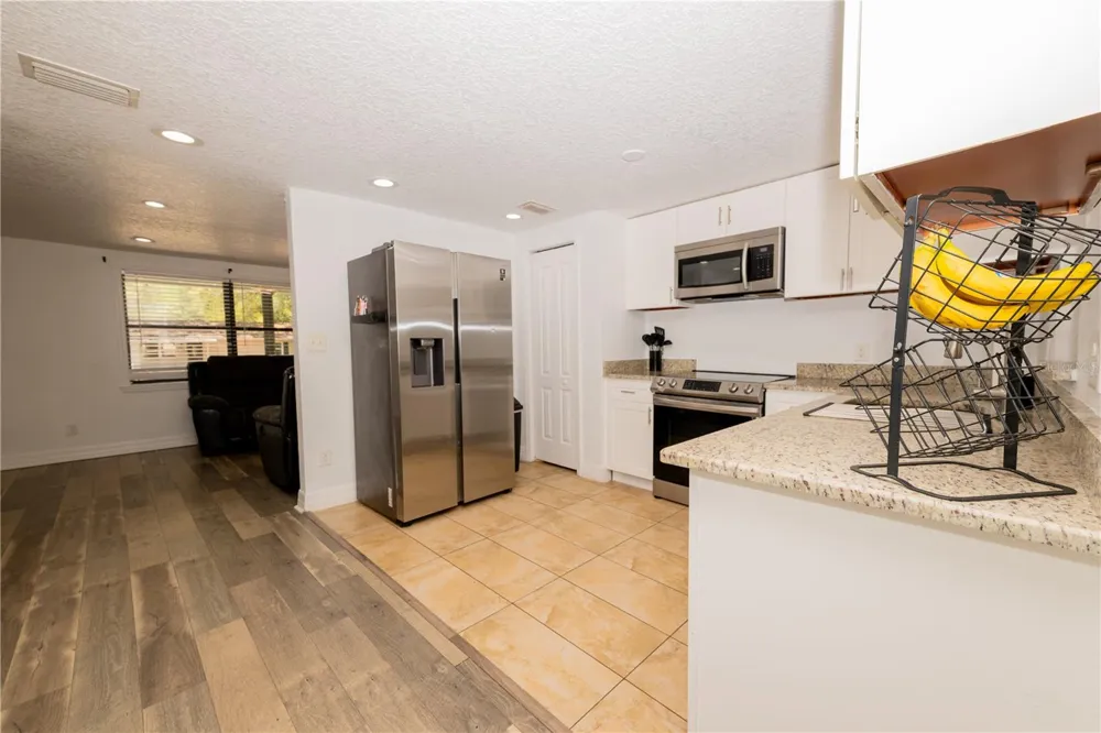 39736 MEADOWOOD LOOP Zephyrhills, FL 33542