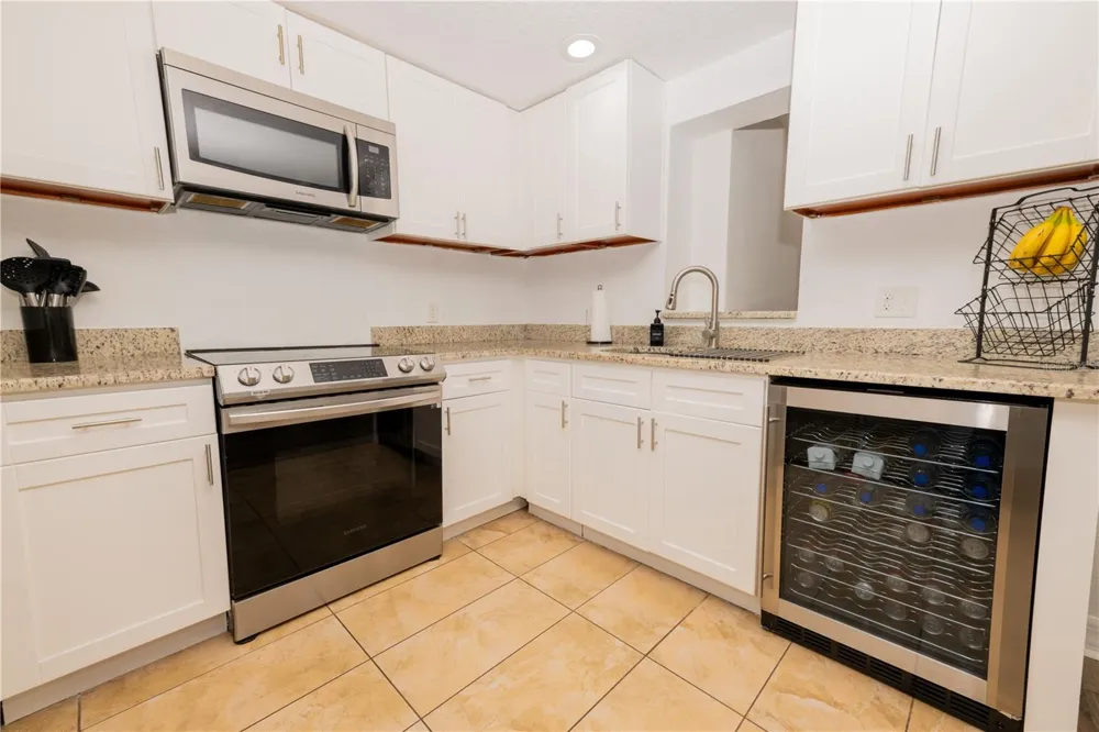 39736 MEADOWOOD LOOP Zephyrhills, FL 33542