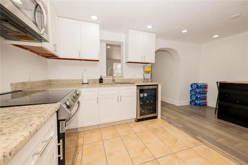 39736 MEADOWOOD LOOP Zephyrhills, FL 33542
