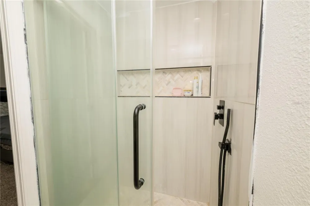 39736 MEADOWOOD LOOP Zephyrhills, FL 33542