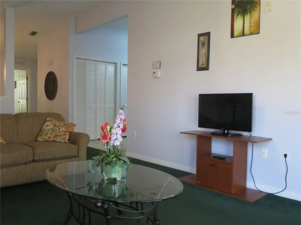 2806 CLUB CORTILE CIRCLE #B Kissimmee, FL 34746