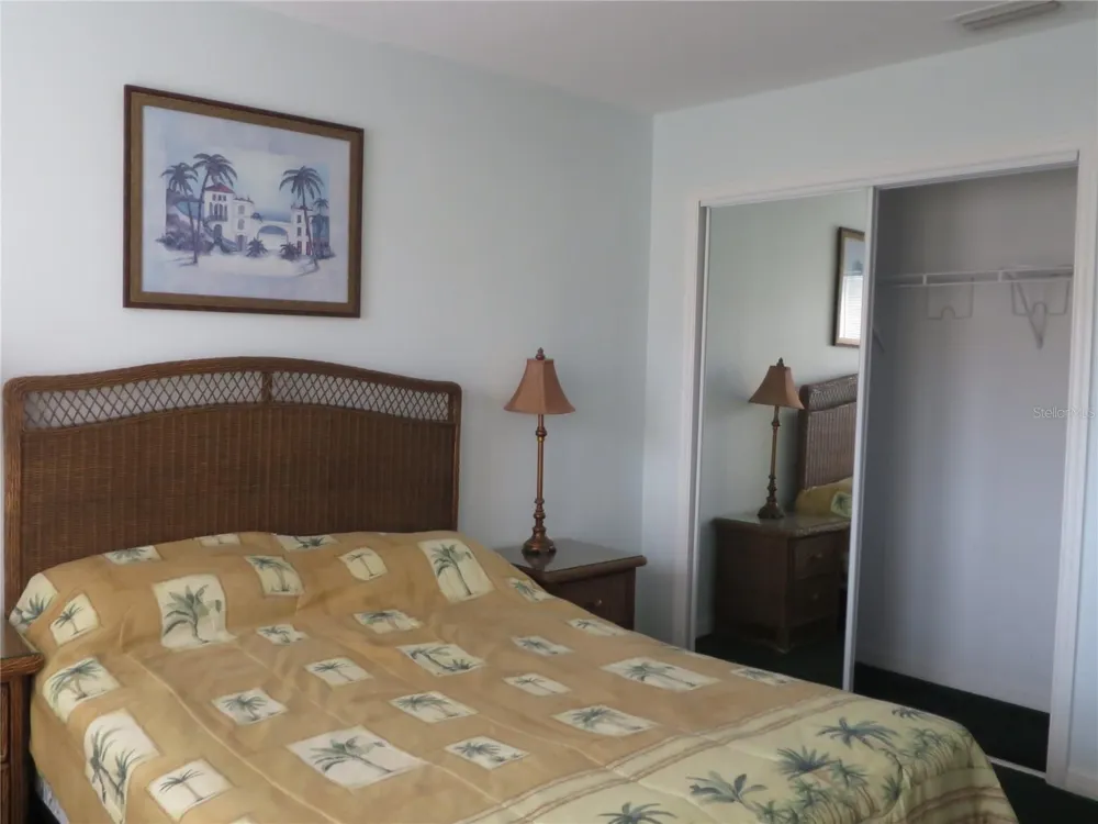 2806 CLUB CORTILE CIRCLE #B Kissimmee, FL 34746