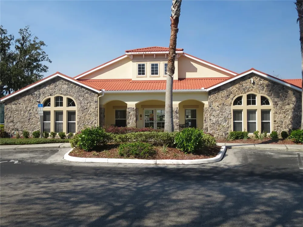 2806 CLUB CORTILE CIRCLE #B Kissimmee, FL 34746