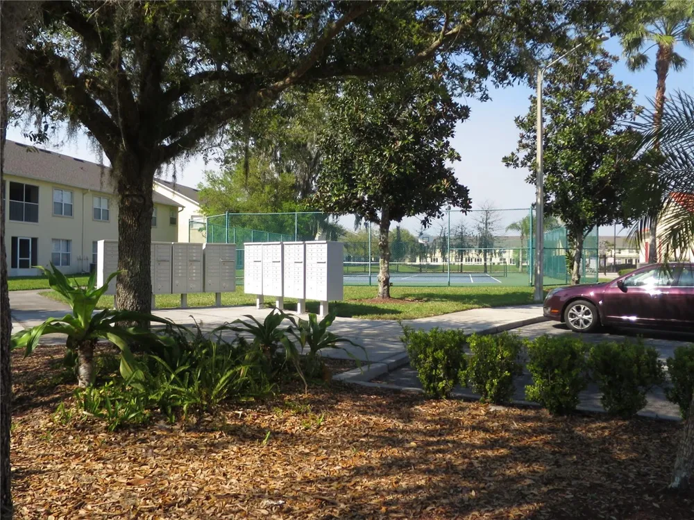 2806 CLUB CORTILE CIRCLE #B Kissimmee, FL 34746