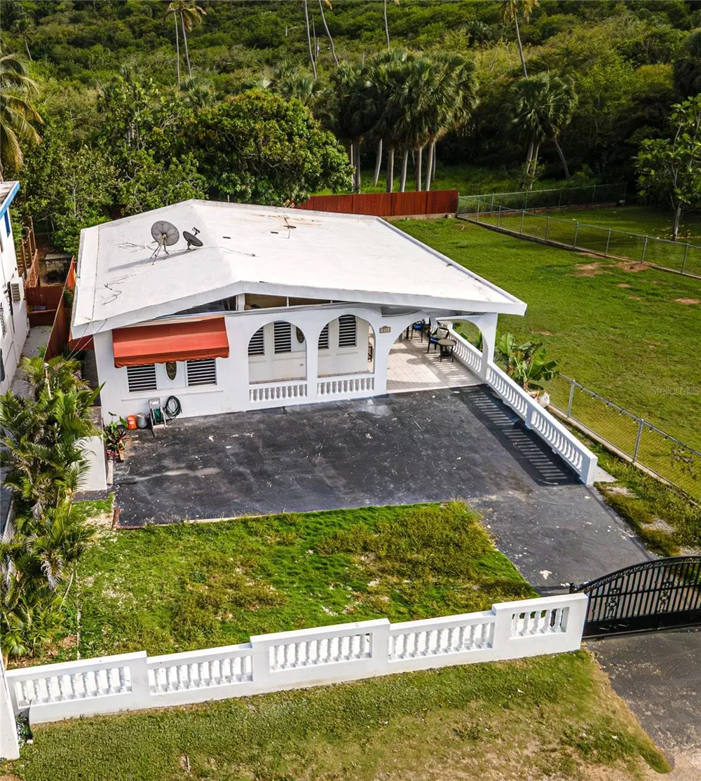 KM 6.100 CARR 466 Isabela, PR 00662