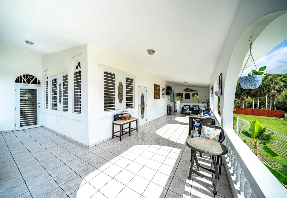 KM 6.100 CARR 466 Isabela, PR 00662