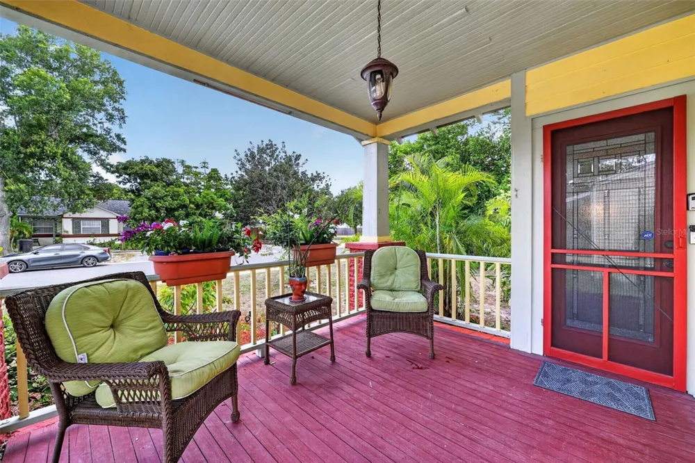 2535 15TH AVENUE St Petersburg, FL 33713