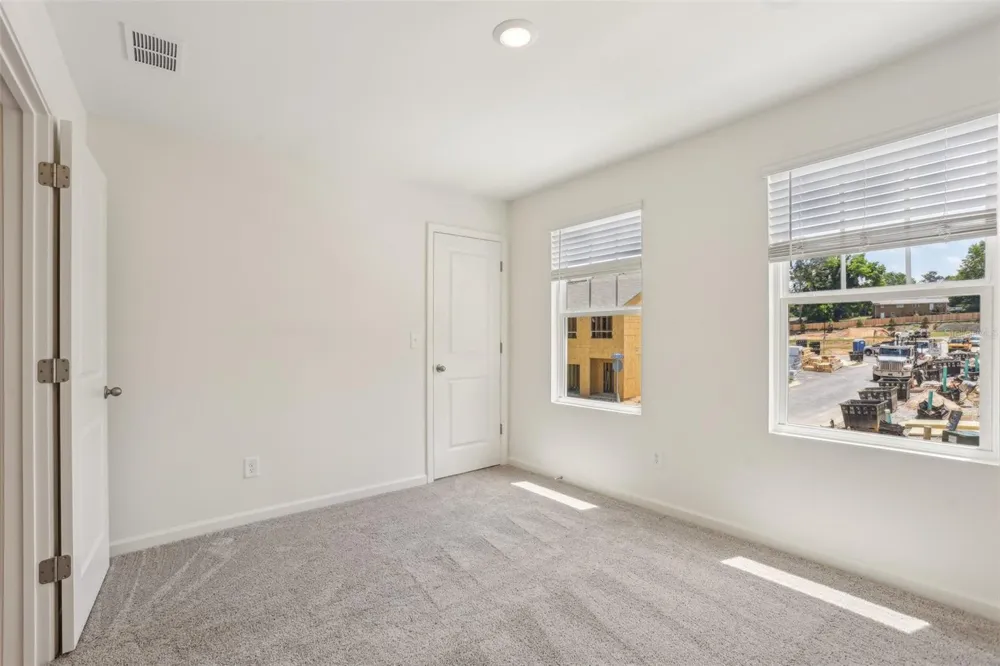2568 BROADWING STREET Kissimmee, FL 34746