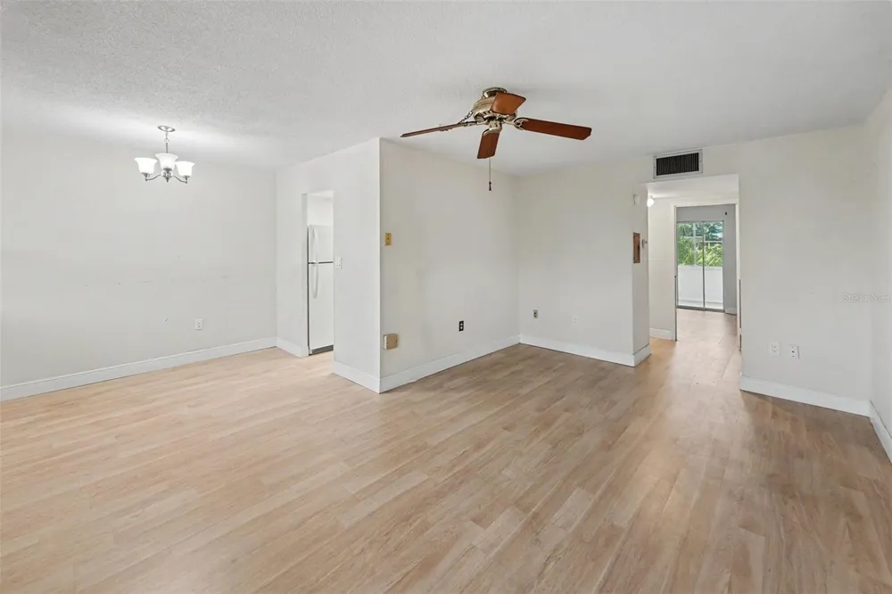 951 79TH AVENUE #APT 322 St Petersburg, FL 33702
