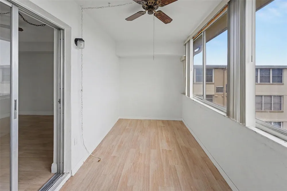 951 79TH AVENUE #APT 322 St Petersburg, FL 33702