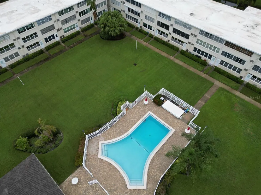 951 79TH AVENUE #APT 322 St Petersburg, FL 33702