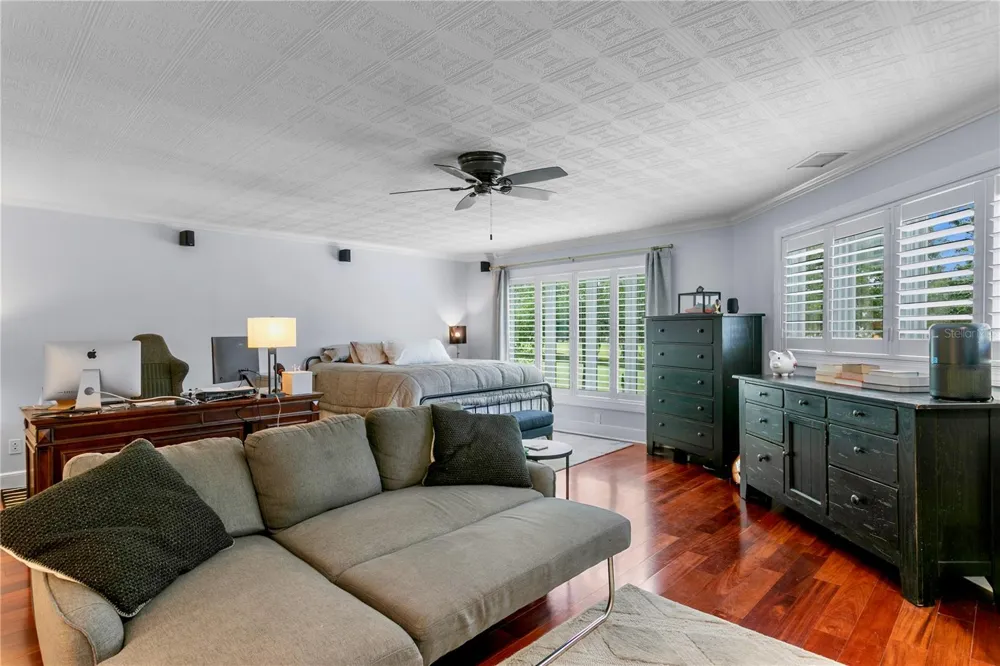 16601 AVILA BOULEVARD Tampa, FL 33613