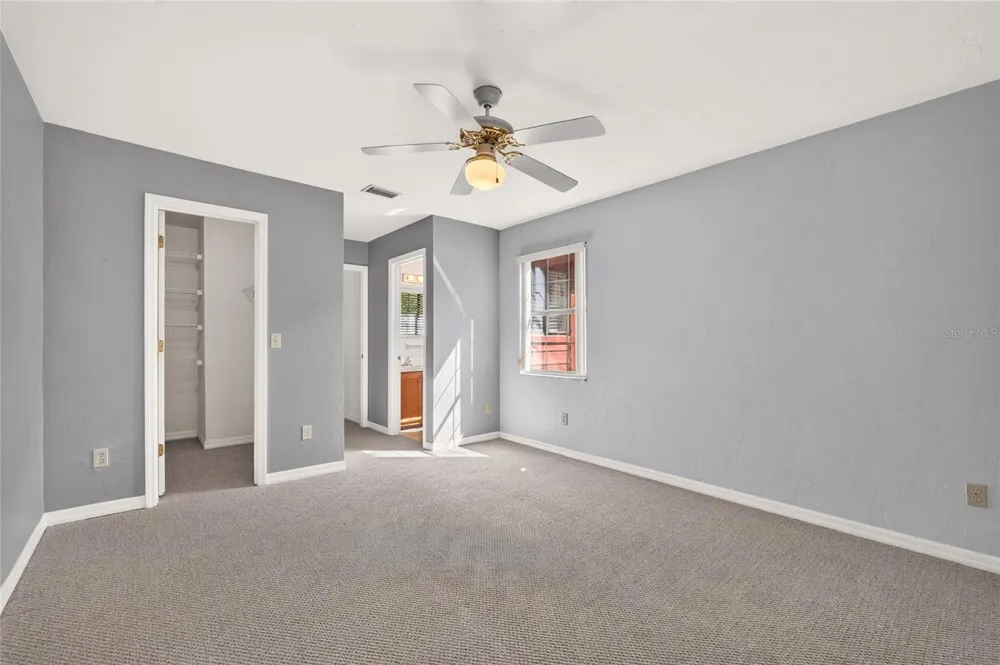 5846 SW 9TH PLACE Gainesville, FL 32607