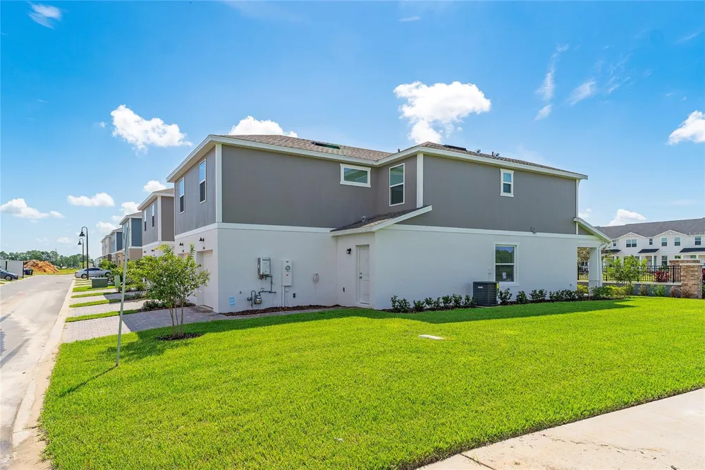 15014 WINDFLOWER ALLEY Winter Garden, FL 34787