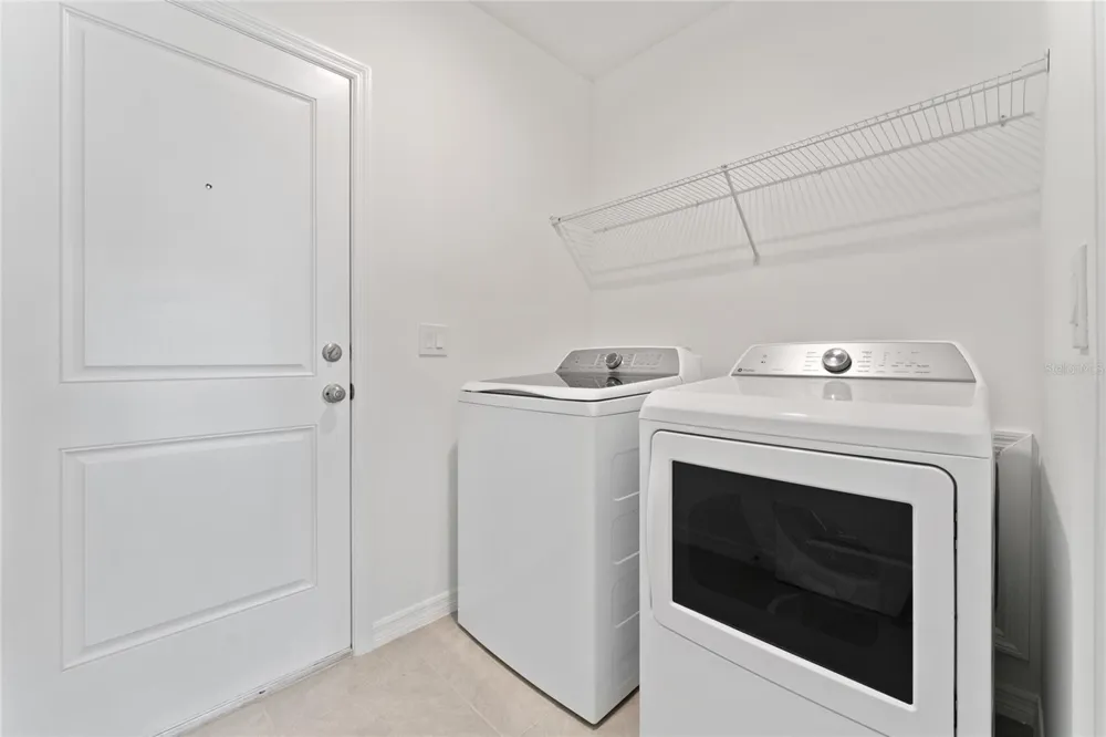 15014 WINDFLOWER ALLEY Winter Garden, FL 34787