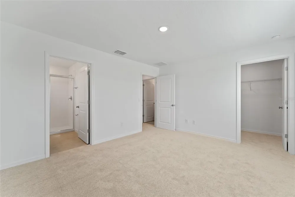 15014 WINDFLOWER ALLEY Winter Garden, FL 34787