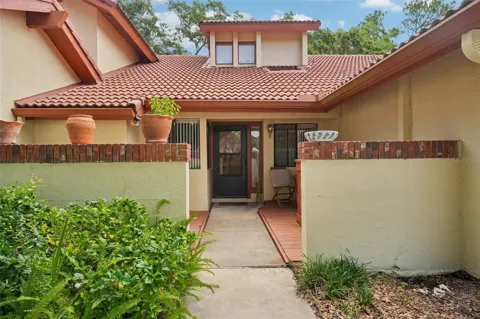 67 VILLAGE CIRCLE #67
