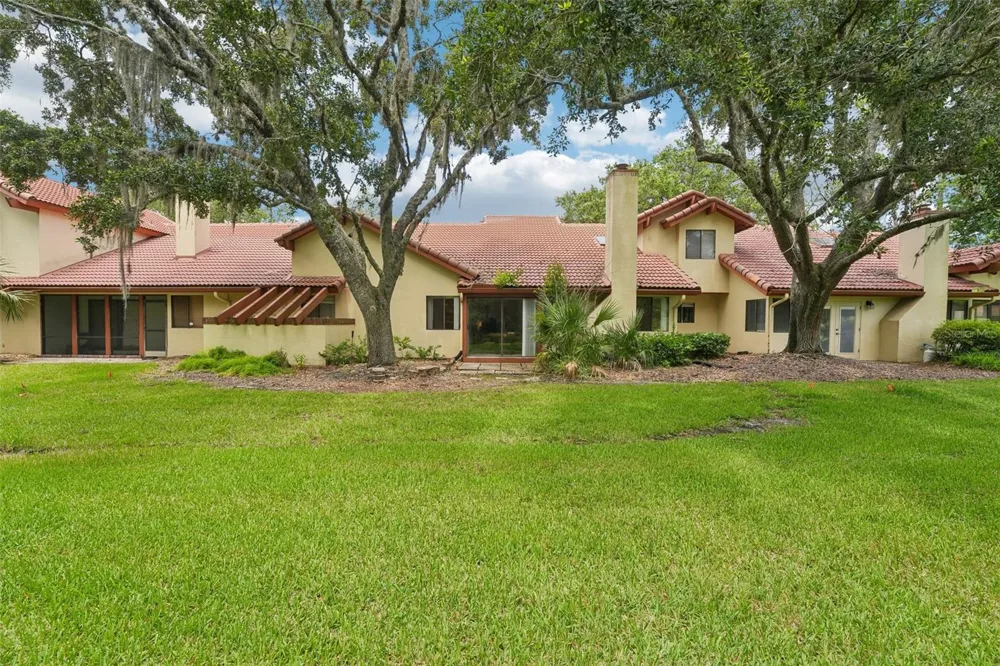 67 VILLAGE CIRCLE #67 Palm Coast, FL 32164