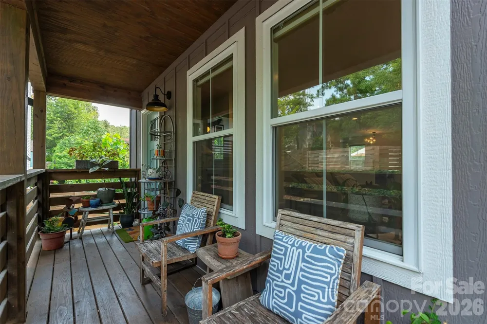 191 Chatham Road Asheville, NC 28804