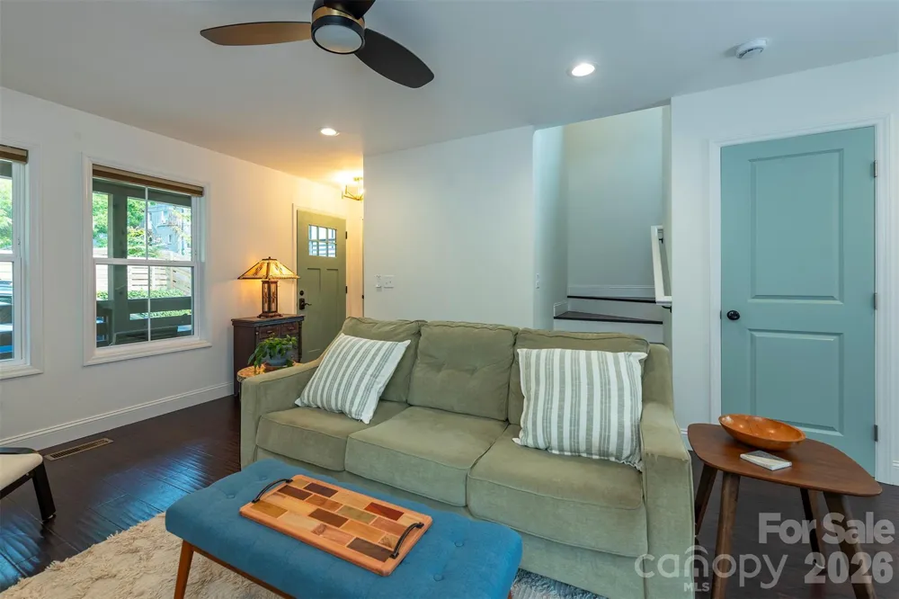 191 Chatham Road Asheville, NC 28804