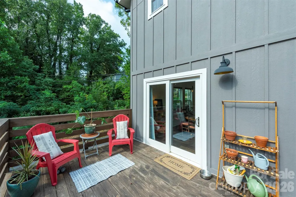191 Chatham Road Asheville, NC 28804