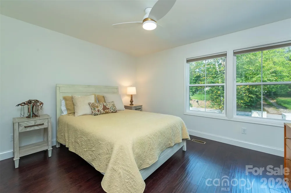 191 Chatham Road Asheville, NC 28804
