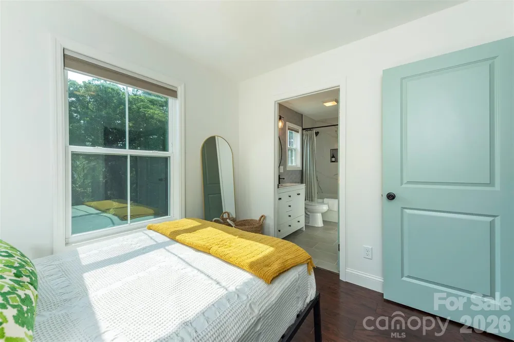 191 Chatham Road Asheville, NC 28804