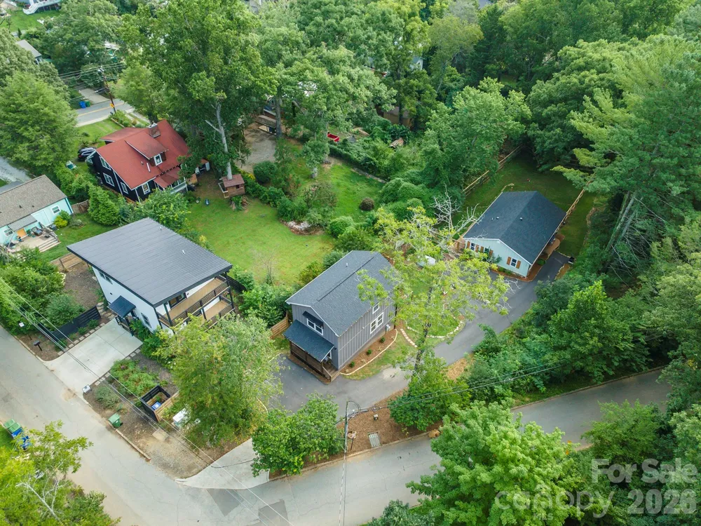 191 Chatham Road Asheville, NC 28804