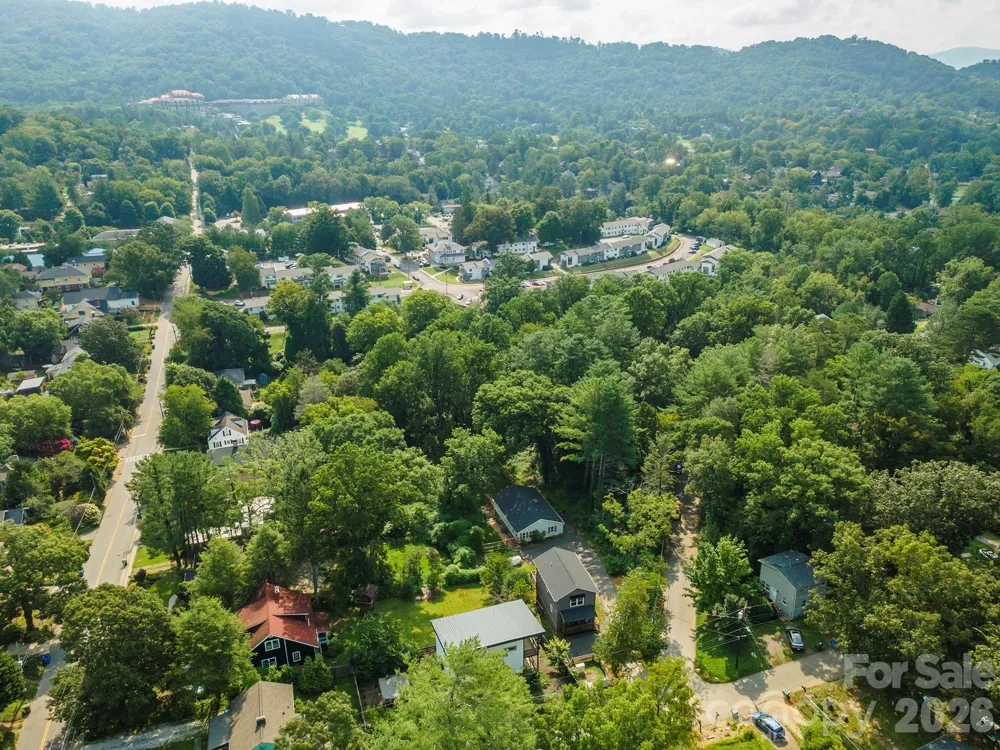 191 Chatham Road Asheville, NC 28804