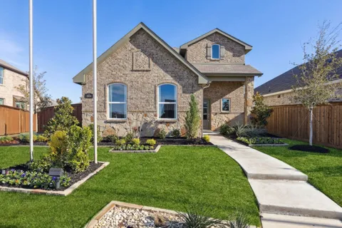 3904 Hometown Boulevard
