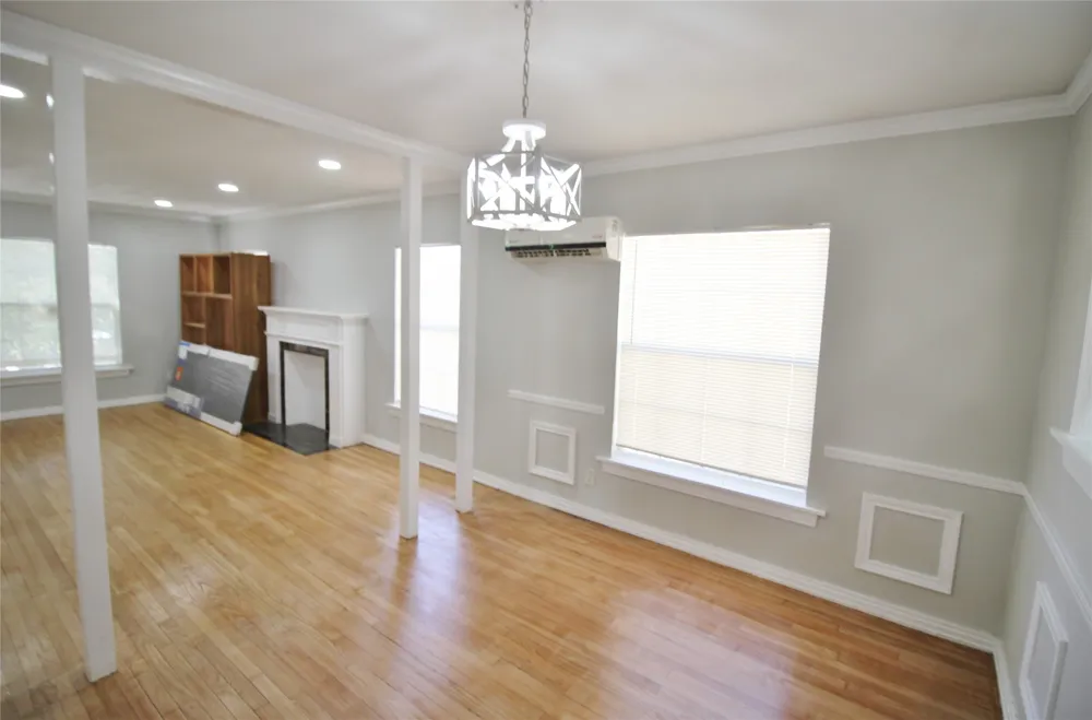 3427 Kinmore Street Dallas, TX 75223