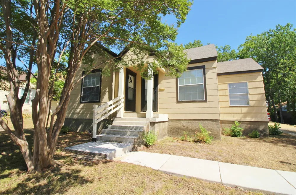 3427 Kinmore Street Dallas, TX 75223