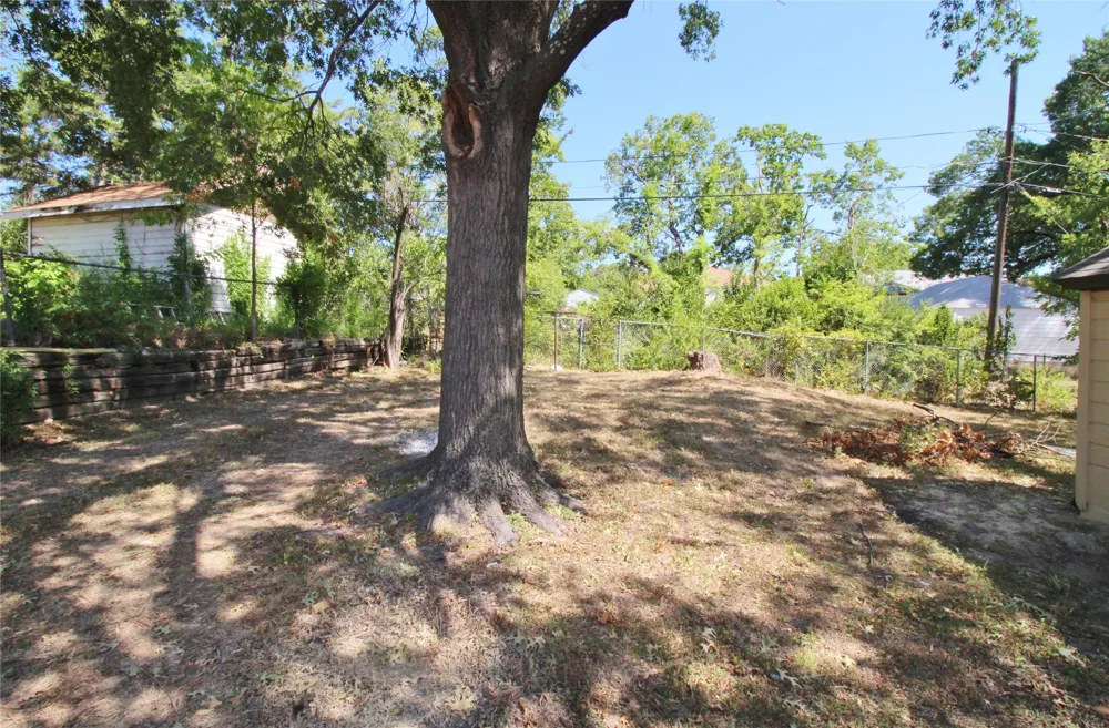 3427 Kinmore Street Dallas, TX 75223