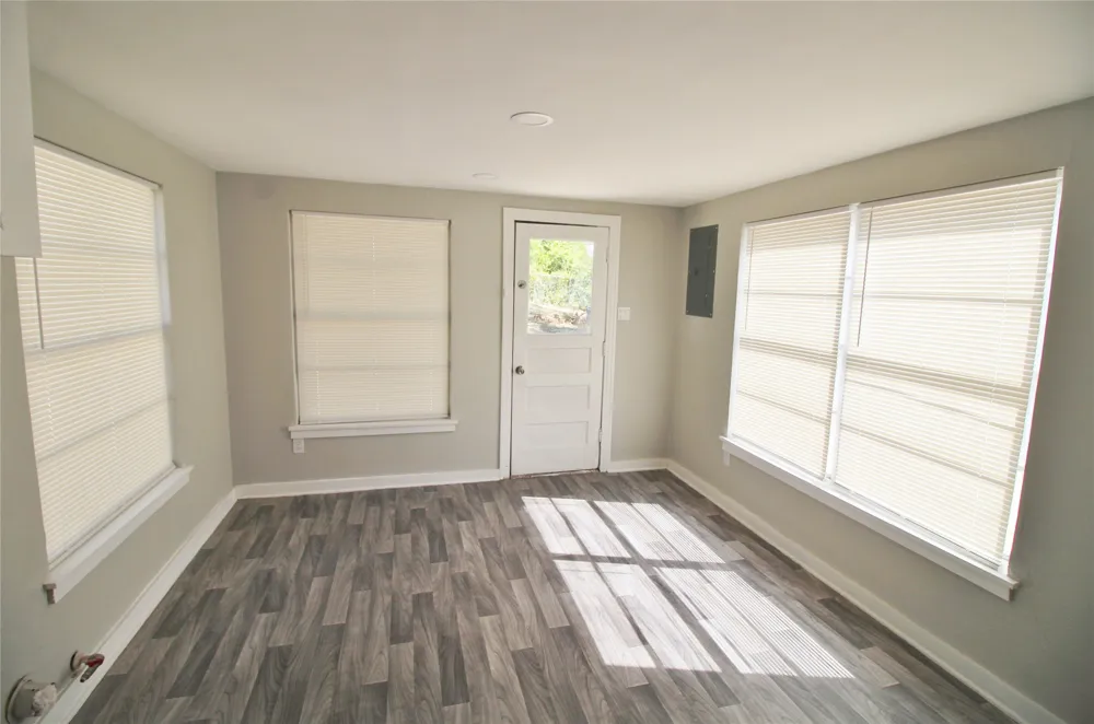 3427 Kinmore Street Dallas, TX 75223