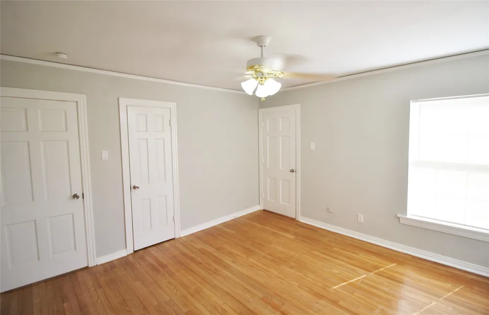 3427 Kinmore Street Dallas, TX 75223