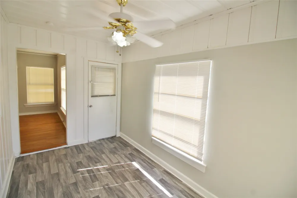 3427 Kinmore Street Dallas, TX 75223
