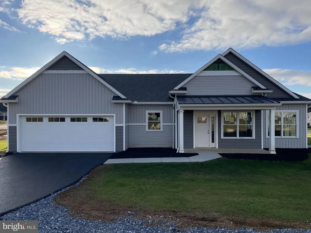 4 SPRINGHAVEN COURT #241 Palmyra, PA 17078