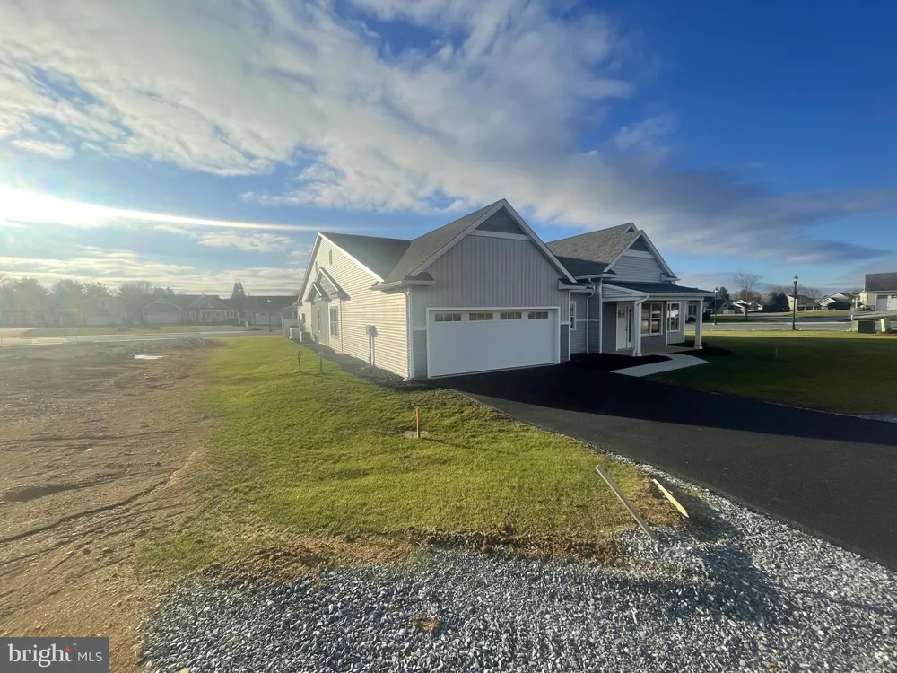 4 SPRINGHAVEN COURT #241 Palmyra, PA 17078